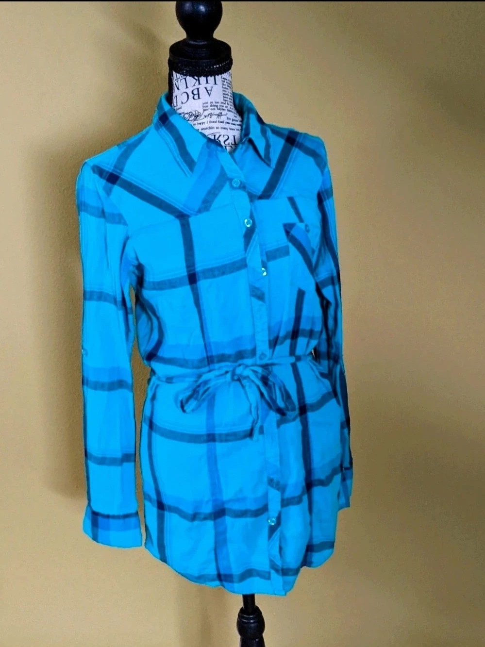 Blue Plaid Tie-Waist Button-up Shirt